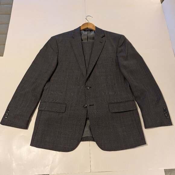 Jos. A. Bank Executive Collection Tailored Fit Glen Plaid Suit Grey 42R - Picture 1 of 16